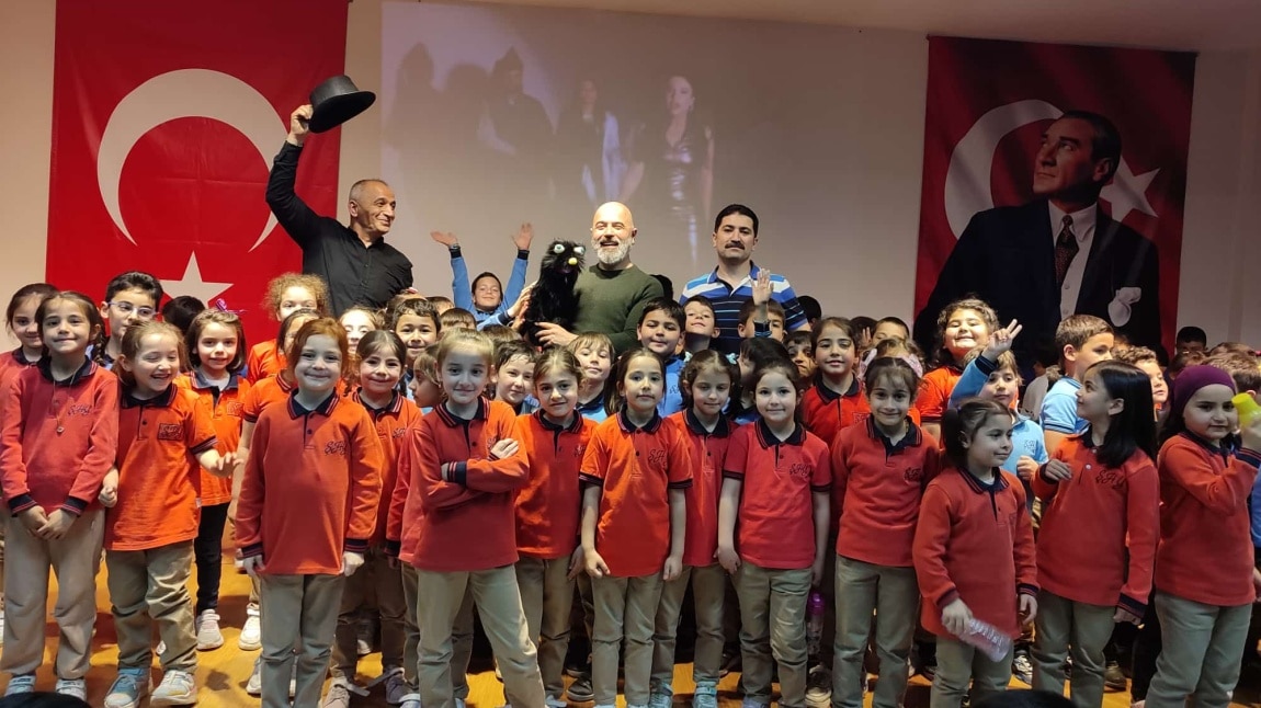 Okulumuzda Vantrolog Gösterisiyle Renkli Anlar Yaşandı